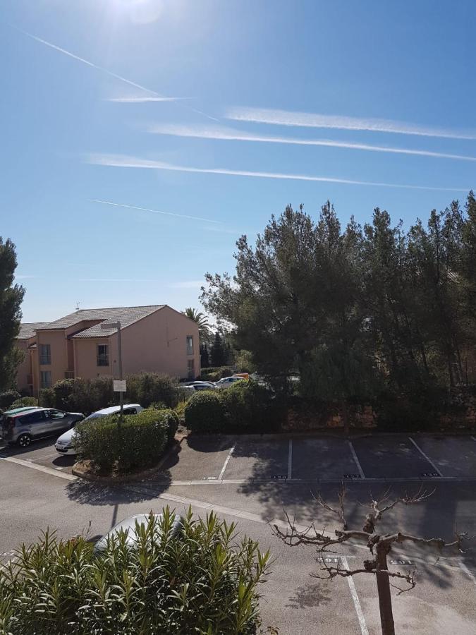 T2 Bandol Ideal Vacances 2 Etoiles Exterior foto